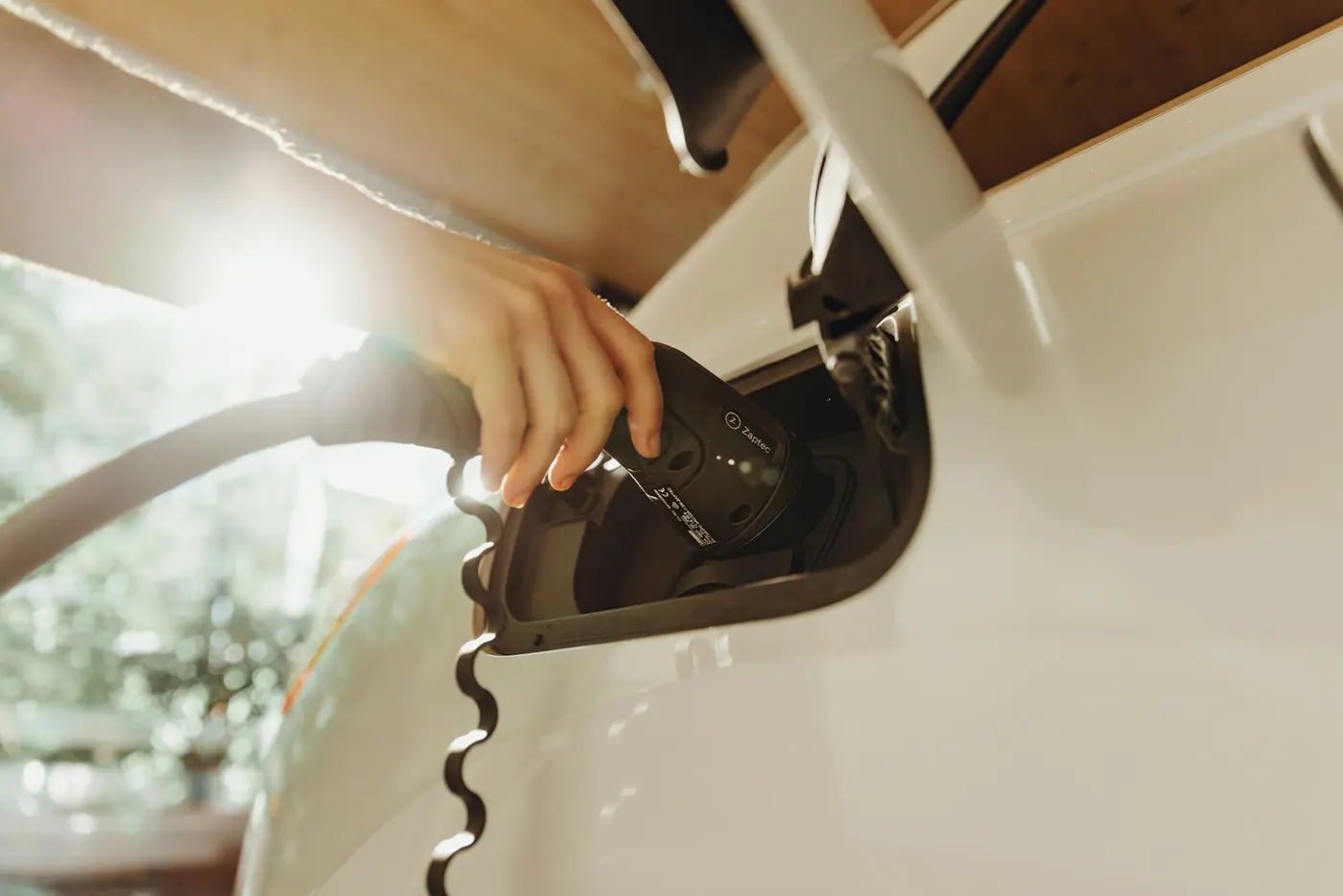 UK couriers and electric vans: navigating new incentives without the hype
